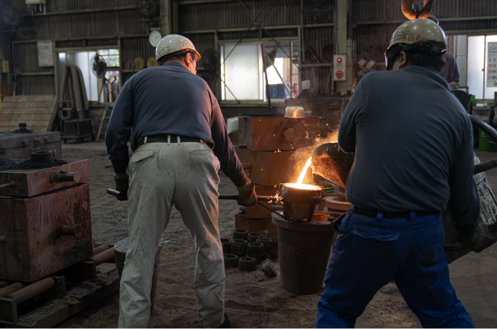 03　金属を流し込む　写真